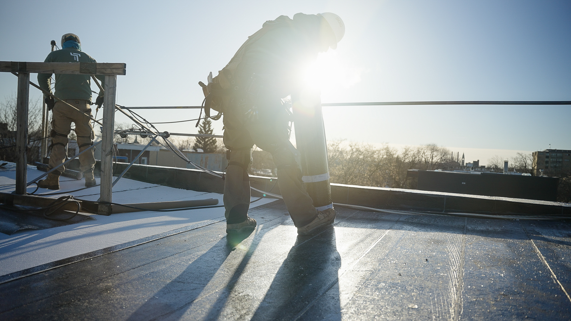 Bardeaux 3 épaisseurs sur toiture résidentielle